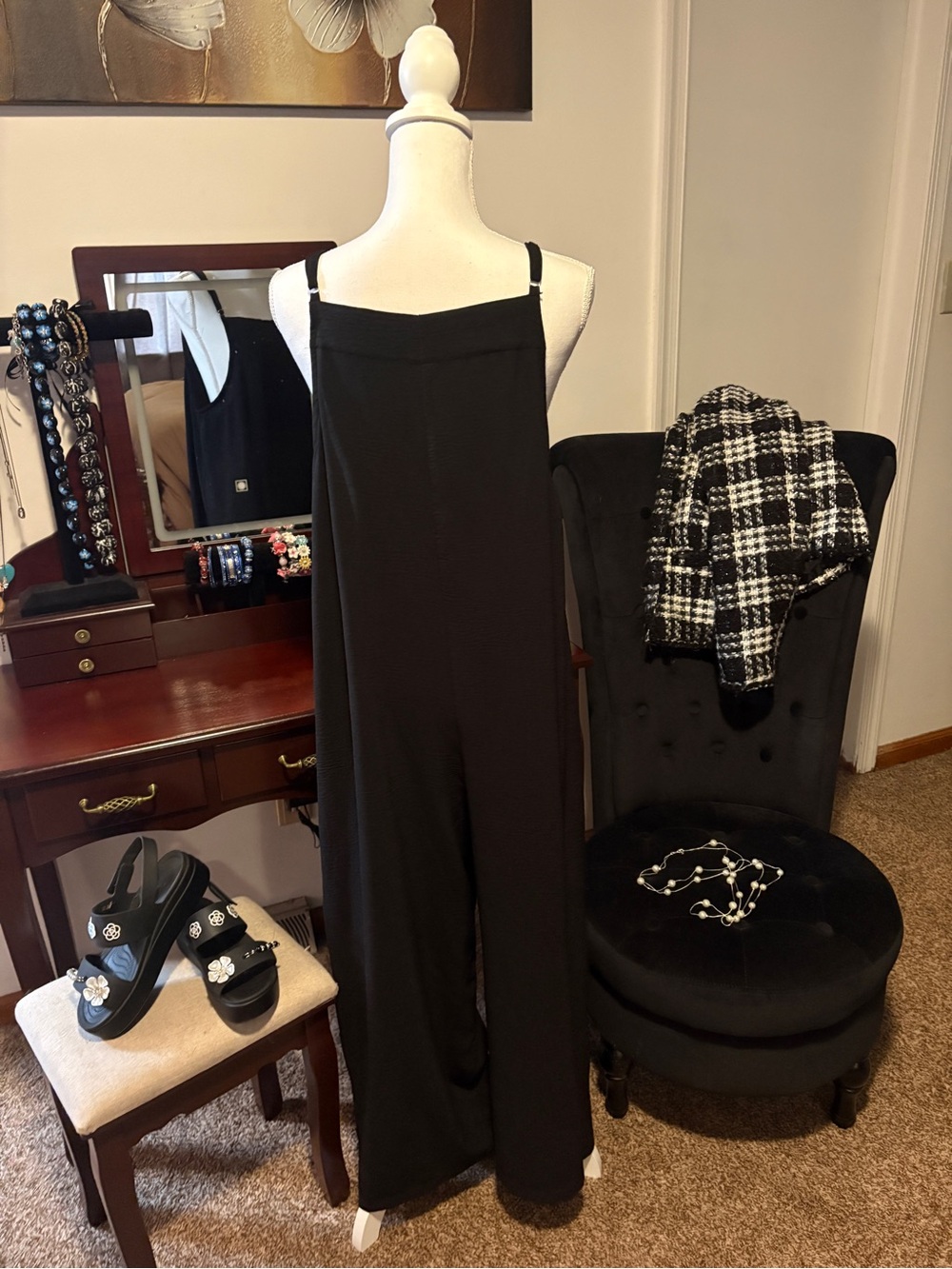 Black Women's Wide-Leg Jumpsuit w/ adjustable straps & pockets. 📦#Ready2Ship